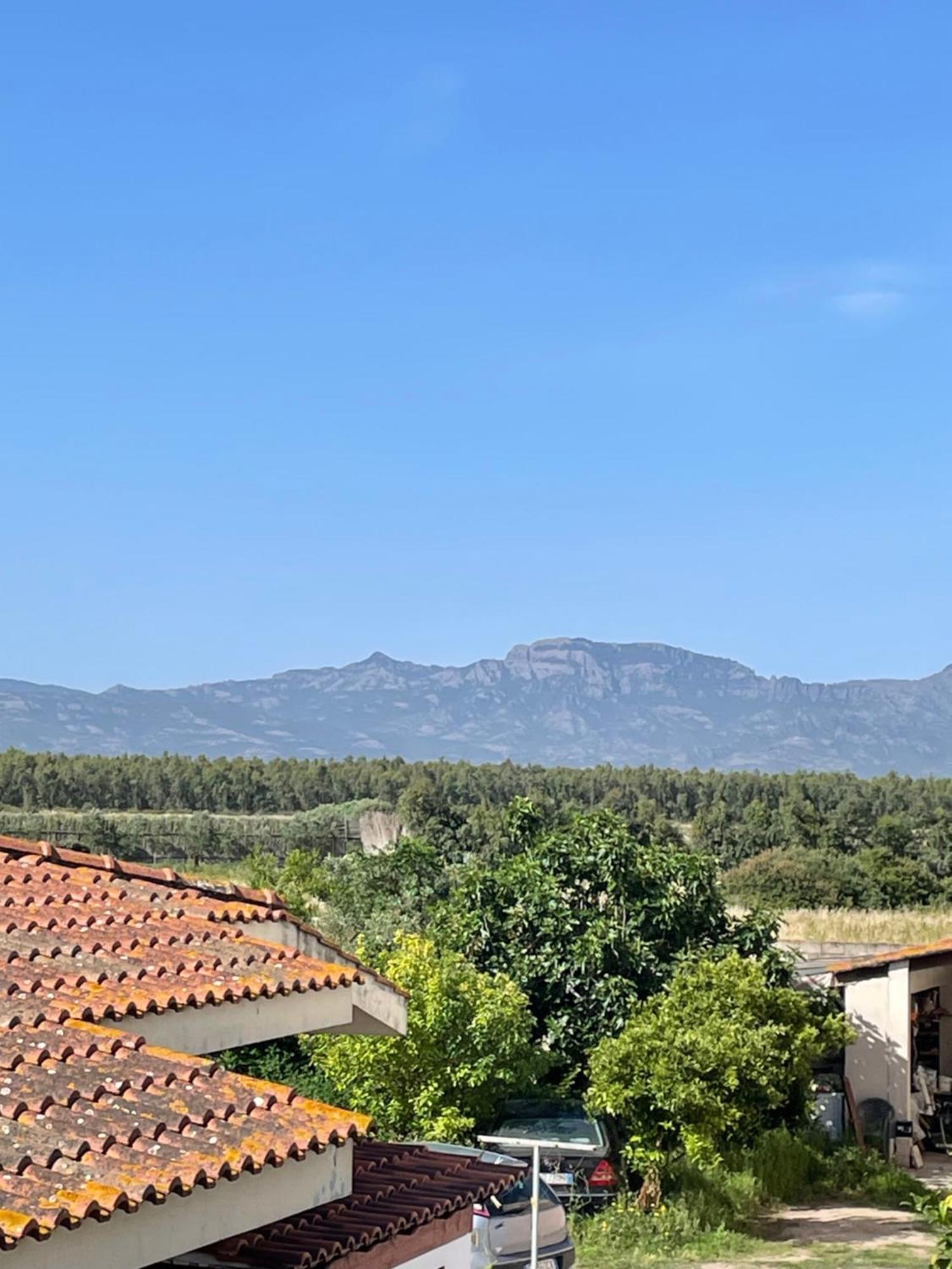 Su Tostobiu Villa San Nicolo d'Arcidano Exterior foto